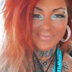 Meet your Posher, Nikki